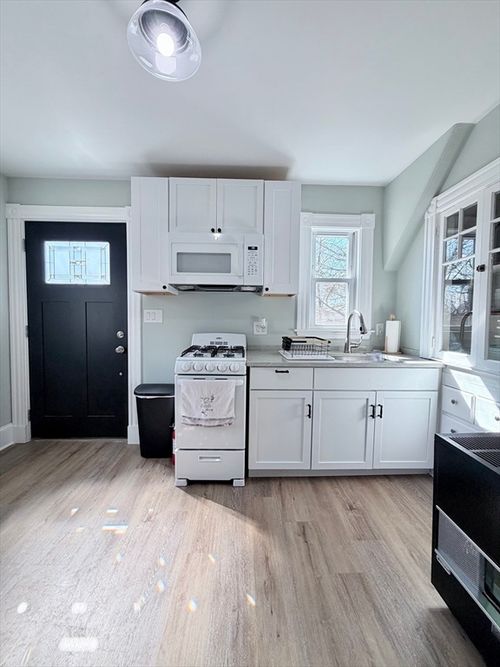 2-82 Hyde Park St, Dedham, MA, 02026-2345 | Card Image