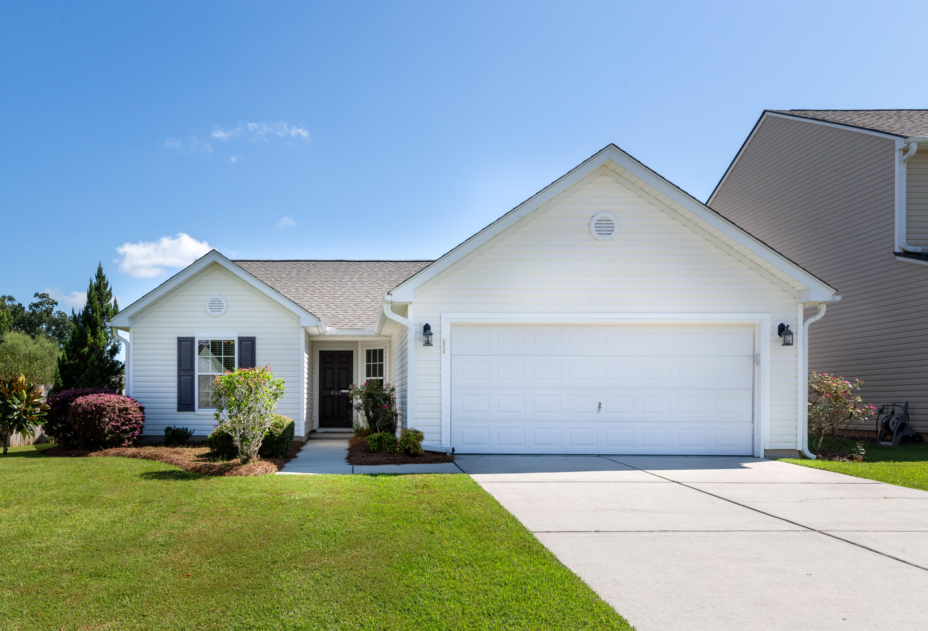 Dolphin Dr, Summerville, SC 29485