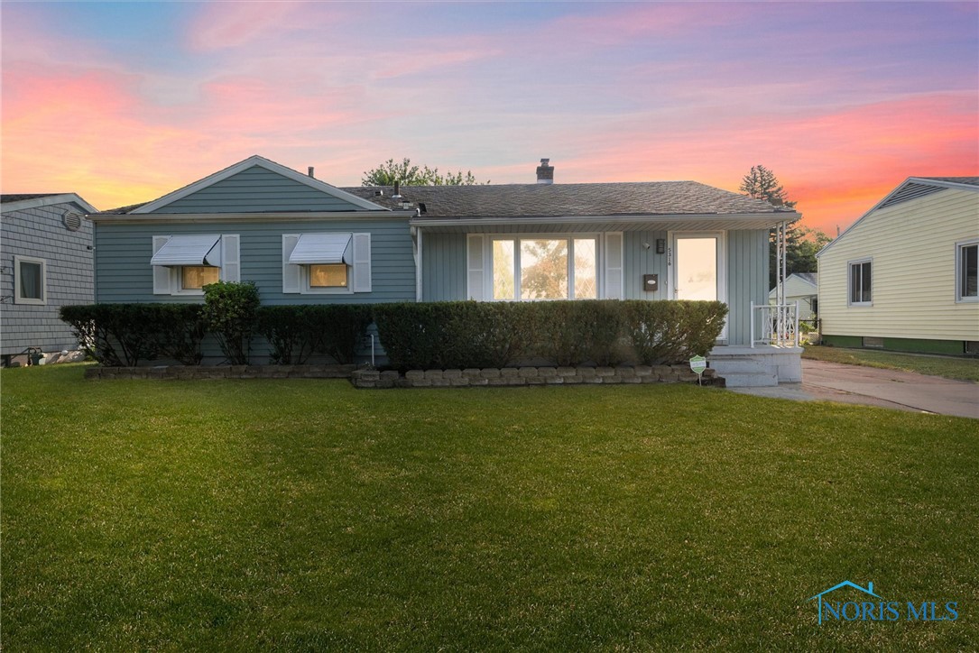 Fern Dr, Toledo, OH 43613