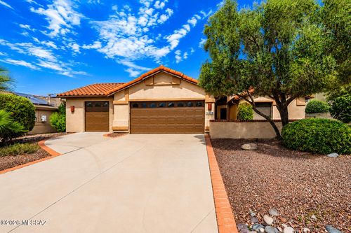 2125 E Cypress Canyon Dr, Green Valley, AZ, 85614-5515 | Card Image