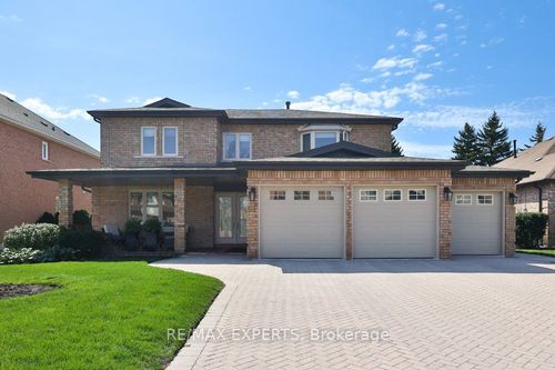 51 Bloomingdale Lane, Woodbridge, ON, L4L6X8 | Card Image