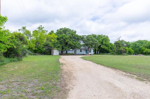 920 Gas House Rd, Clyde, TX, 79510-3844 | Card Image