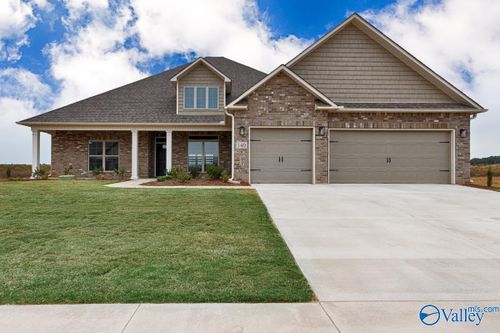 116 Tara Dr, Huntsville, AL, 35811-8800 | Card Image
