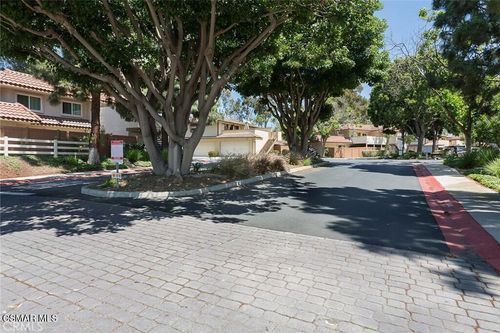 624 Thoreau Ln, Ventura, CA, 93003 | Card Image