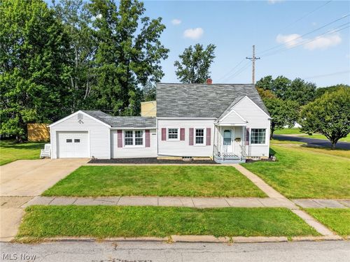 2492 24th St, Cuyahoga Falls, OH, 44223-1512 | Card Image