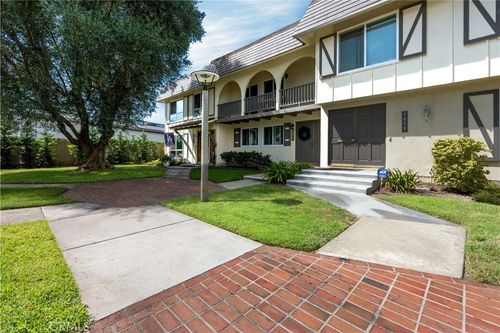 9857 Via Sonoma, Cypress, CA, 90630 | Card Image