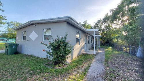 1-841 Nw 12th Ave, Fort Lauderdale, FL, 33311-7126 | Card Image