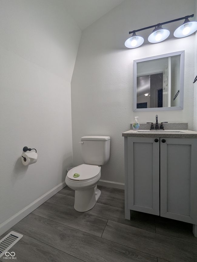 10271 Newport Rd, House other with 4 bedrooms, 3 bathrooms and null parking in Bowling Green IN | Image 18