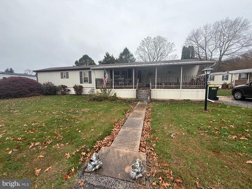 800 York Rd, DOVER, PA, 17315-1605 | Card Image