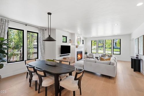 2643 Nw Waymaker Ct, Bend, OR, 97703-6928 | Card Image