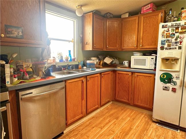 Kitchen | Image 8