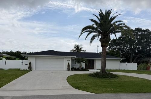 10736 Locust Street, Palm Beach Gardens, FL, 33418 | Card Image