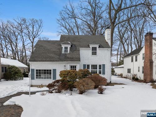 364 Owen Ave, Fair Lawn, NJ, 07410-3617 | Card Image