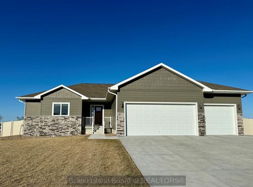 4034 Anne Marie Ave, Grand Island, NE, 68803-9701 | Card Image