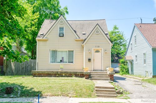 119 N Genesee Ave, Pontiac, MI, 48341-1108 | Card Image