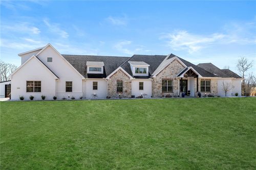 1913 Haxton Ln, Bentonville, AR, 72713-4397 | Card Image