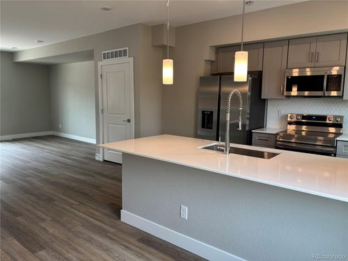 5776 W 38th Ave, Wheat Ridge, CO, 80212-7125 | Card Image