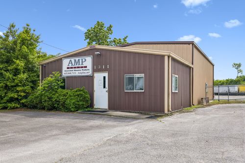 1311 W College St, Murfreesboro, TN, 37129-1747 | Card Image