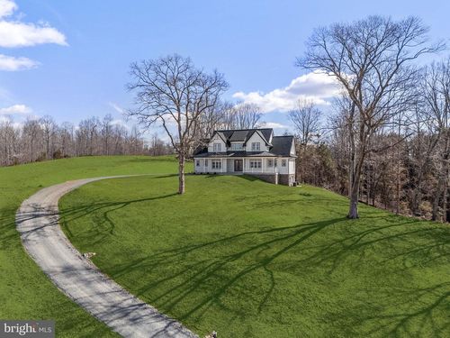 7039 Silk Rd, JEFFERSONTON, VA, 22724-2393 | Card Image