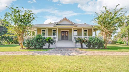 108 Buffalo Trl, Lake Jackson, TX, 77566-3707 | Card Image