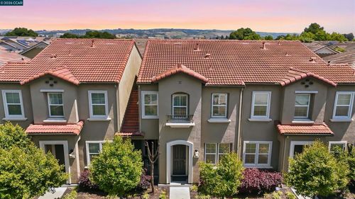 1552 Glenn St, Hayward, CA, 94545-2569 | Card Image