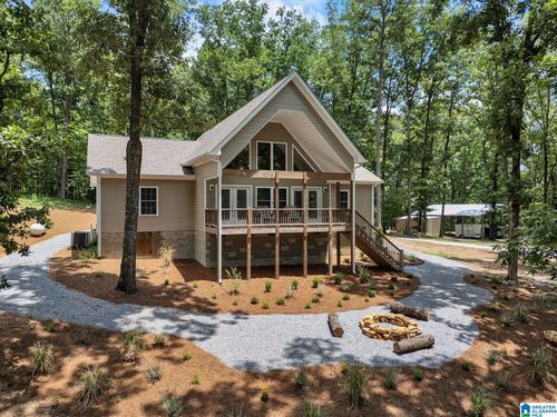 84 Rustic Oak Dr, WESTOVER, AL, 35147-4049 | Card Image