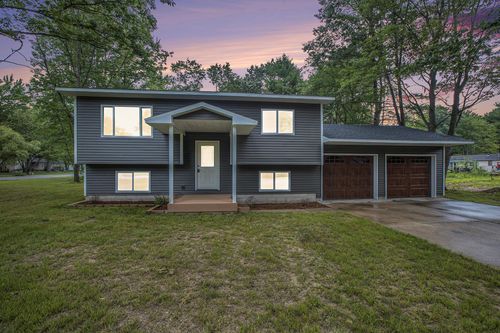 819 Charlene Dr Ne, Kalkaska, MI, 49646-9709 | Card Image