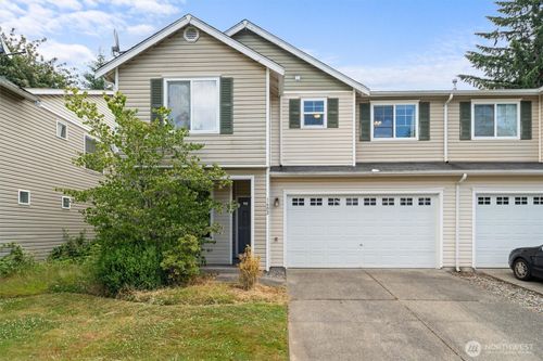 1602 Cunningham Dr Ne, Olympia, WA, 98516-3747 | Card Image