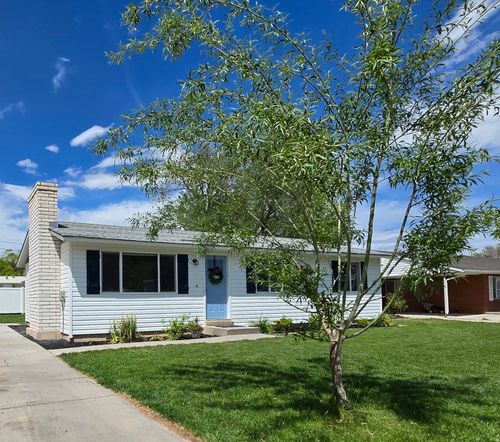 105 E 600 S, Vernal, UT, 84078-3261 | Card Image