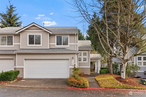 19126 110th Place Se, Renton, WA, 98055 | Card Image