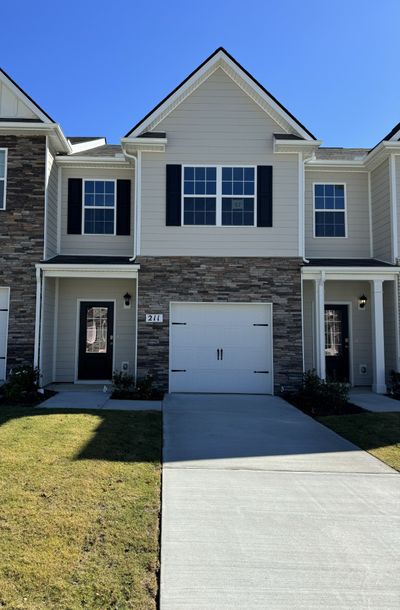 211 Dale Mires Ln, Townhouse with 3 bedrooms, 2 bathrooms and 1 parking in Baxter TN | Image 1