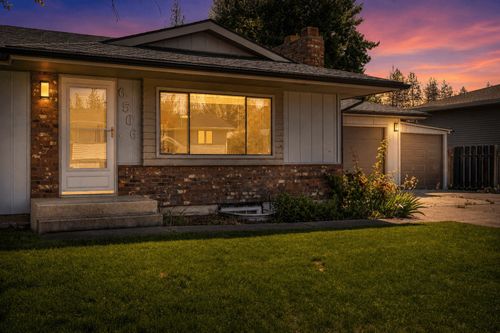 6506 N Elizabeth St, Spokane, WA, 99208-3807 | Card Image