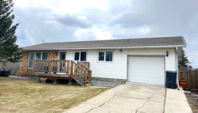 5210 49 A Street, House other with 3 bedrooms, 2 bathrooms and 4 parking in Kitscoty AB | Image 24