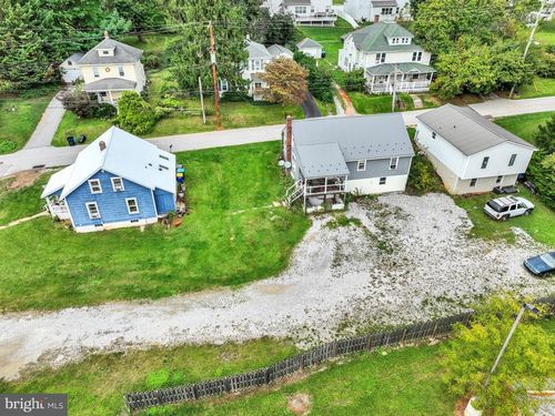 17 N Hill St, STEWARTSTOWN, PA, 17363 | Card Image
