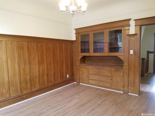 1664-1662 Chestnut St, San Francisco, CA, 94123-2903 | Card Image