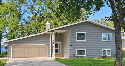 2440 47th Ave Ne, Willmar, MN, 56201-9422 | Card Image