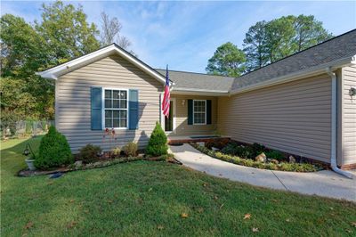 114 Ellis Road, House other with 3 bedrooms, 2 bathrooms and null parking in Rossville GA | Image 1