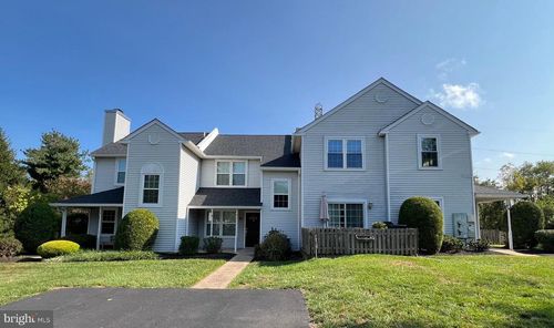 140-12 Everett Dr, NEWTOWN, PA, 18940-1655 | Card Image
