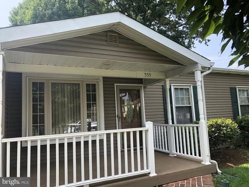 559 Buck Dr, FAIRLESS HILLS, PA, 19030-3701 | Card Image
