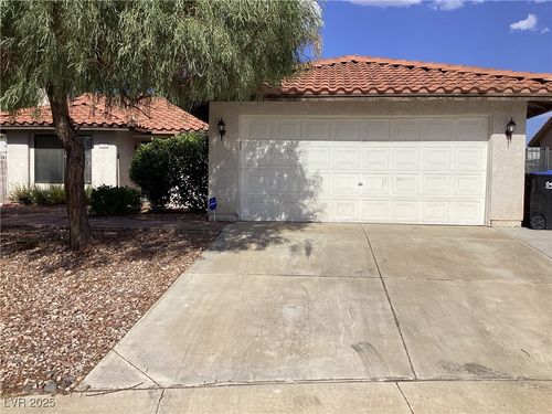 350 Brookshire St, Henderson, NV, 89015-6099 | Card Image