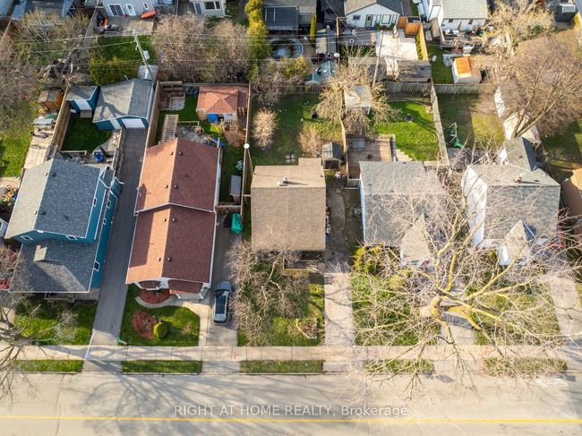 8 Ontario St, House other with 3 bedrooms, 1 bathrooms and 2 parking in Ajax ON | Image 17
