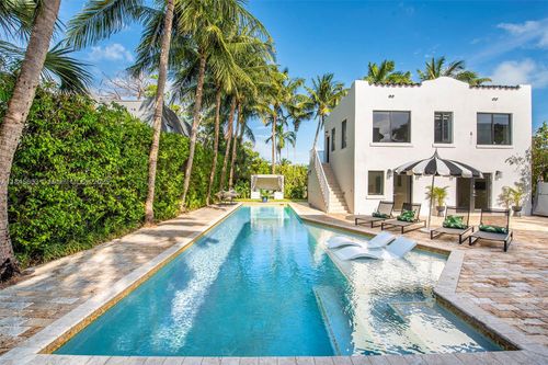 3483 Chase Ave, Miami Beach, FL, 33140-3416 | Card Image