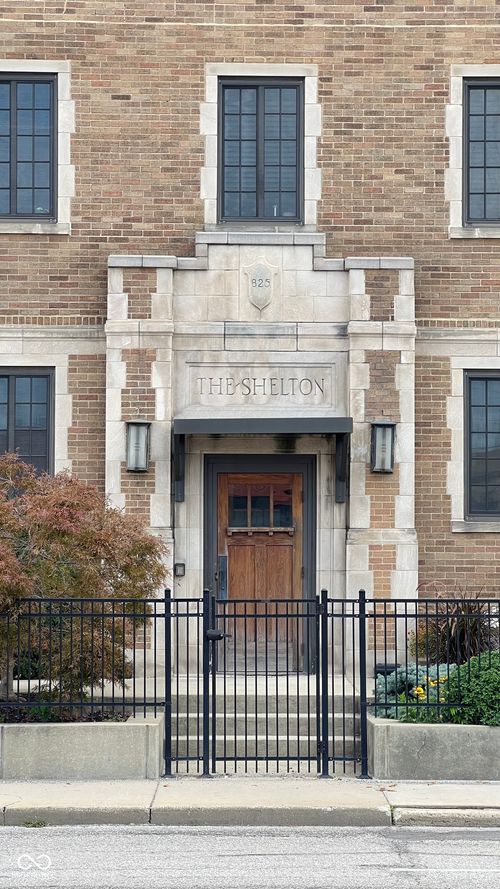 unit-2c-825 N Delaware St, Indianapolis, IN, 46204-1141 | Card Image