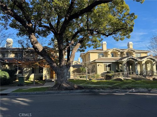 unit-19-88 N Roosevelt Ave, Pasadena, CA, 91107-6826 | Card Image