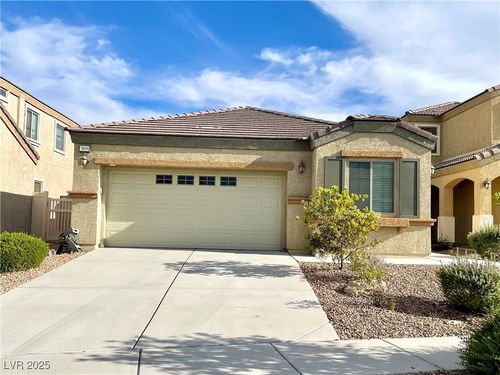 3809 Van Ness Ave, North Las Vegas, NV, 89081-4061 | Card Image