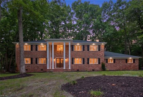 117 Crownpoint Rd, Williamsburg, VA, 23185-4417 | Card Image
