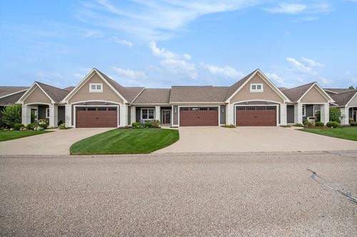 6516 Andres Xing, Grandville, MI, 49418-9420 | Card Image