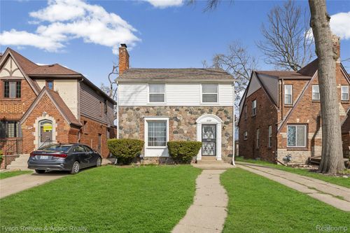 19138 San Juan Dr, Detroit, MI, 48221-1712 | Card Image