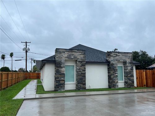 b-920 S 20th St, McAllen, TX, 78501-7204 | Card Image