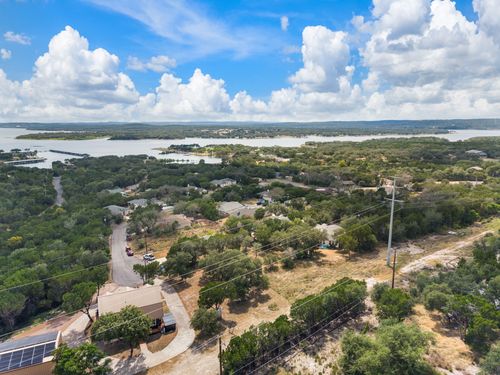 21200 Palomino Cv, Lago Vista, TX, 78645-4928 | Card Image